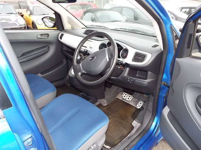 SUBARU R2 2005