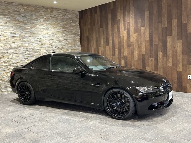 BMW BMW M3 2011