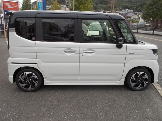 SUZUKI Spacia custom 2025
