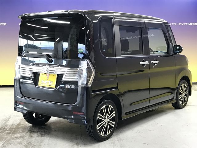 DAIHATSU TANTO CUSTOM 4WD 2017