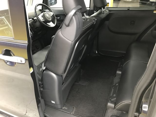 DAIHATSU TANTO CUSTOM 4WD 2017