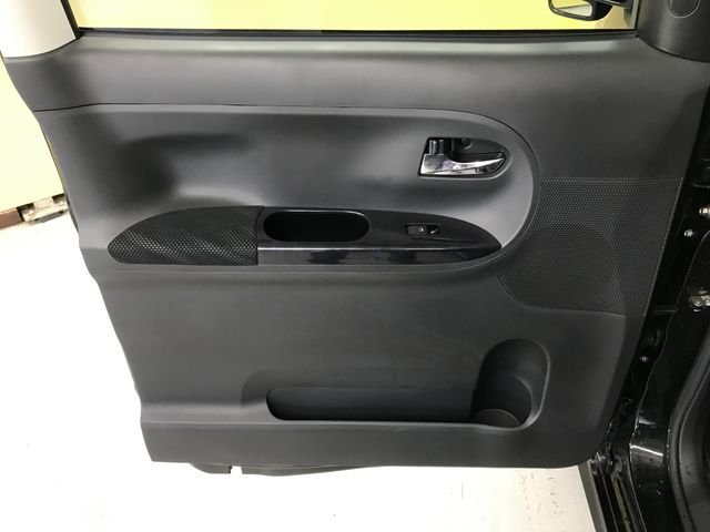 DAIHATSU TANTO CUSTOM 4WD 2017