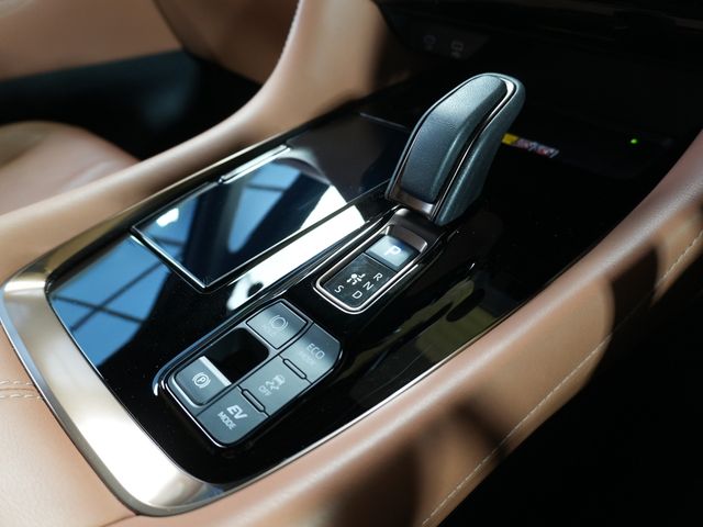 TOYOTA VELLFIRE  HYBRID 2023