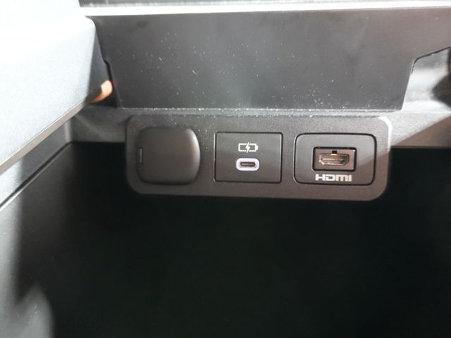 TOYOTA VELLFIRE  HYBRID 2023