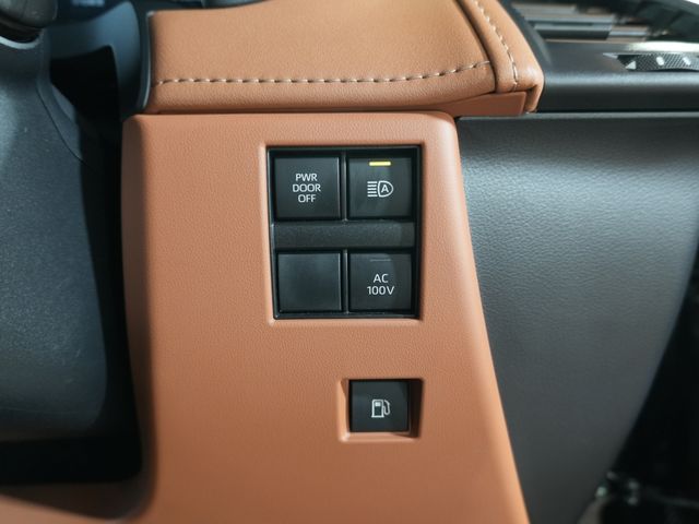 TOYOTA VELLFIRE  HYBRID 2023