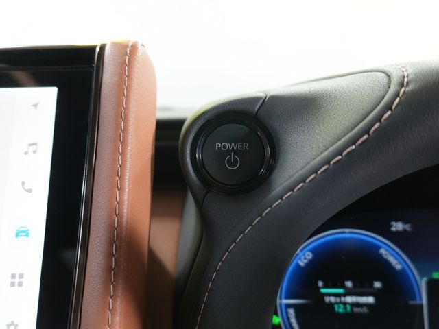 TOYOTA VELLFIRE  HYBRID 2023