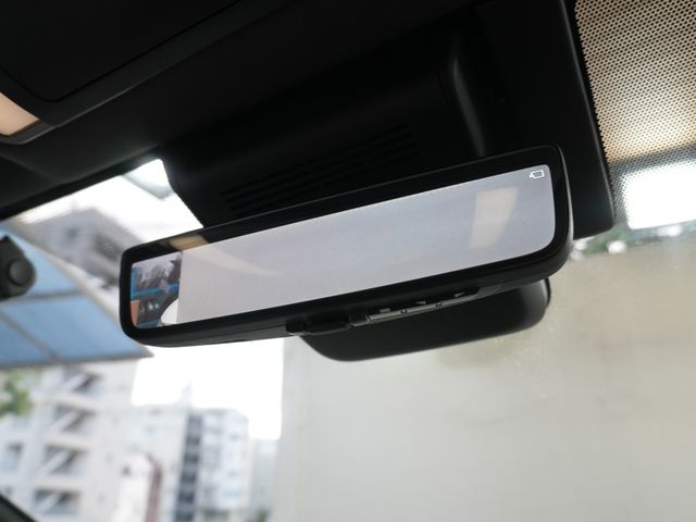 TOYOTA VELLFIRE  HYBRID 2023