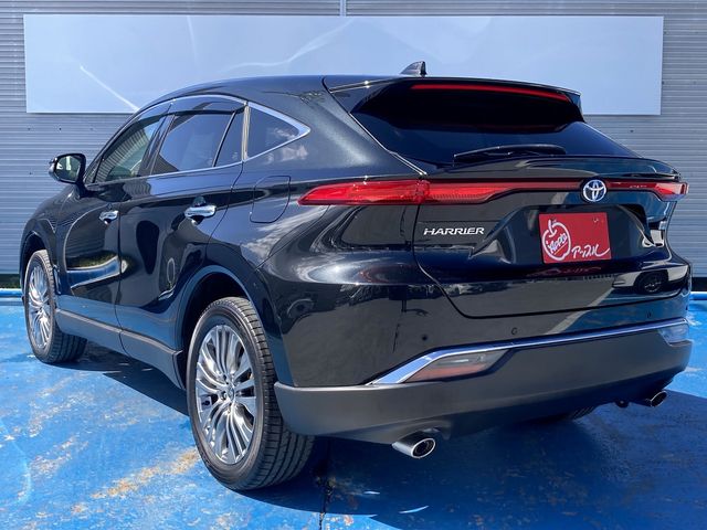 TOYOTA HARRIER HYBRID 2020