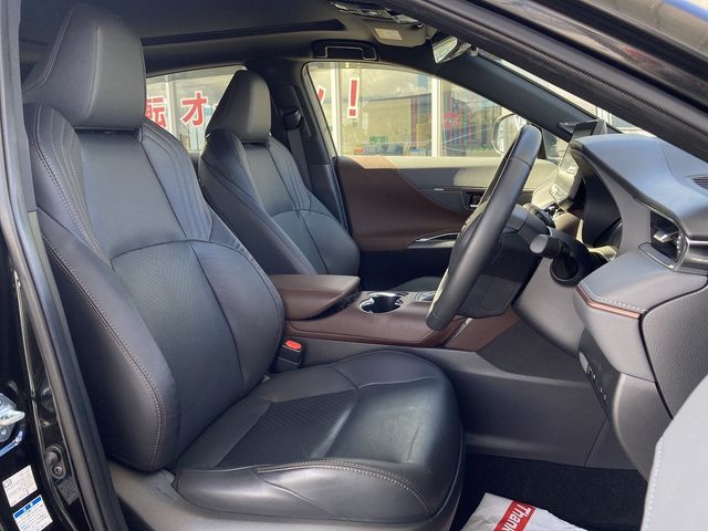 TOYOTA HARRIER HYBRID 2020