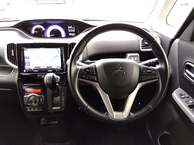 MITSUBISHI DELICA D:2 CUSTOM 2WD 2016