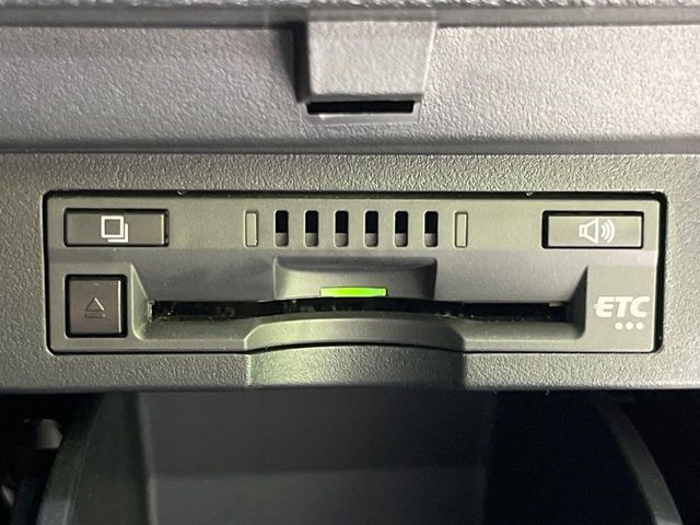 TOYOTA VELLFIRE 2017