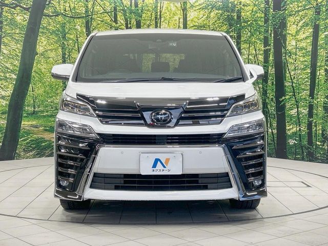 TOYOTA VELLFIRE 2020