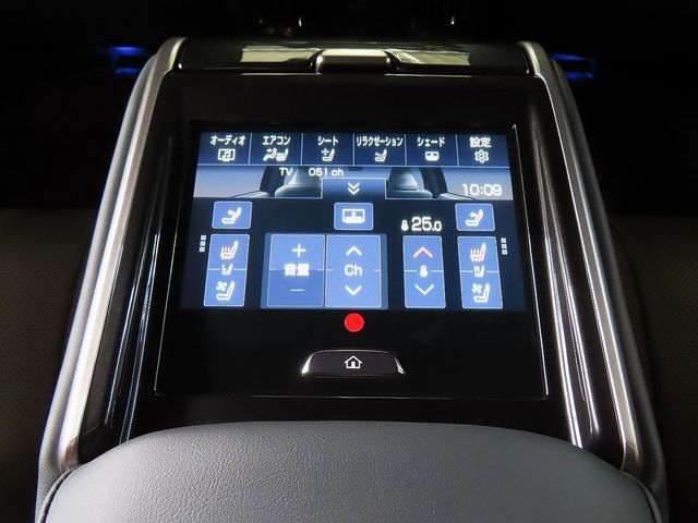 TOYOTA CROWN sedan hybrid 2025