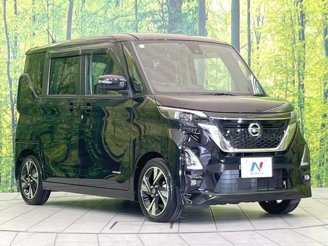 NISSAN ROOX 2021