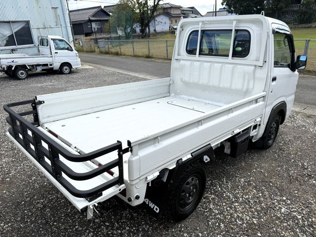 DAIHATSU HIJET truck 4WD 2019