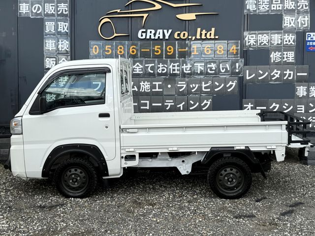 DAIHATSU HIJET truck 4WD 2019