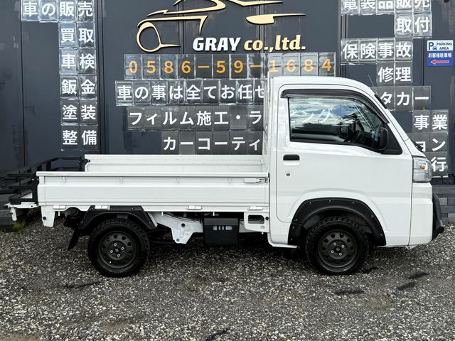 DAIHATSU HIJET truck 4WD 2019