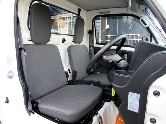 DAIHATSU HIJET truck 4WD 2019