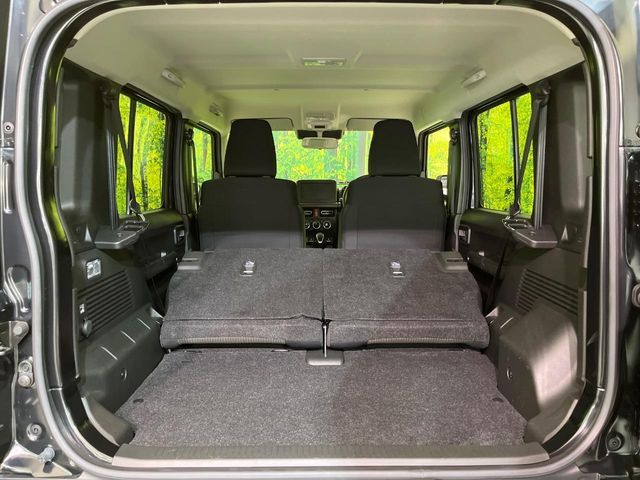 SUZUKI JIMNY NOMADE 2025