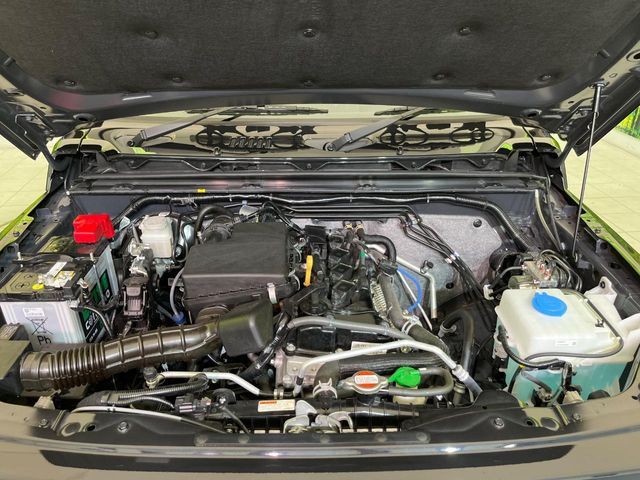 SUZUKI JIMNY NOMADE 2025