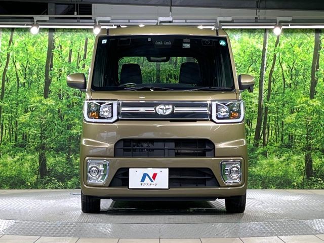 TOYOTA PIXIS MEGA 2021