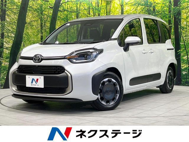 TOYOTA SIENTA HYBRID 2024