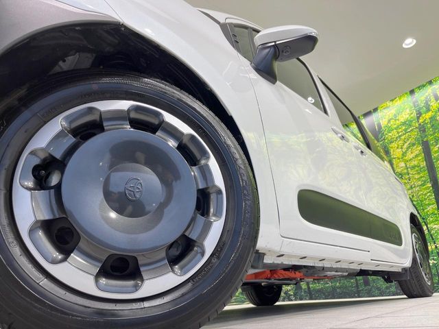 TOYOTA SIENTA HYBRID 2024