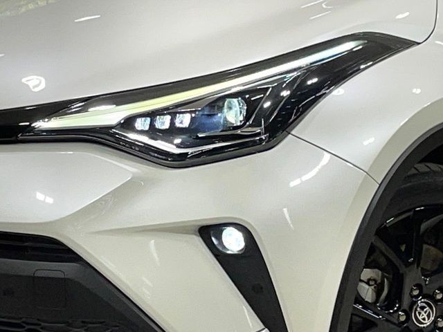 TOYOTA C-HR 2021