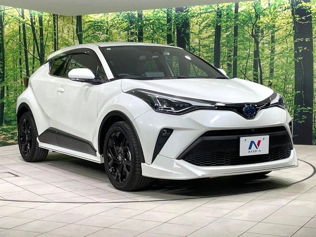 TOYOTA C-HR 2021