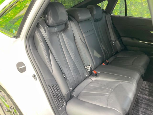 TOYOTA CROWN sedan hybrid 2020