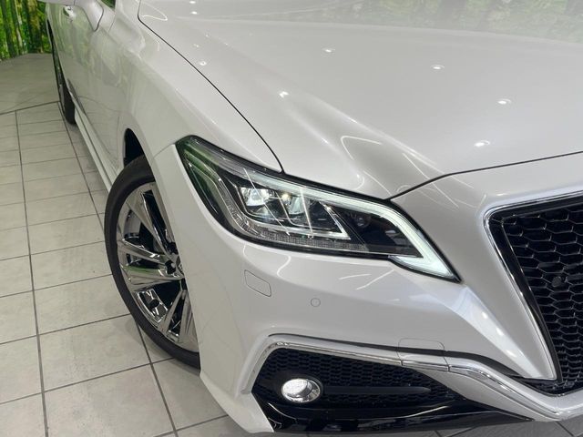 TOYOTA CROWN sedan hybrid 2020