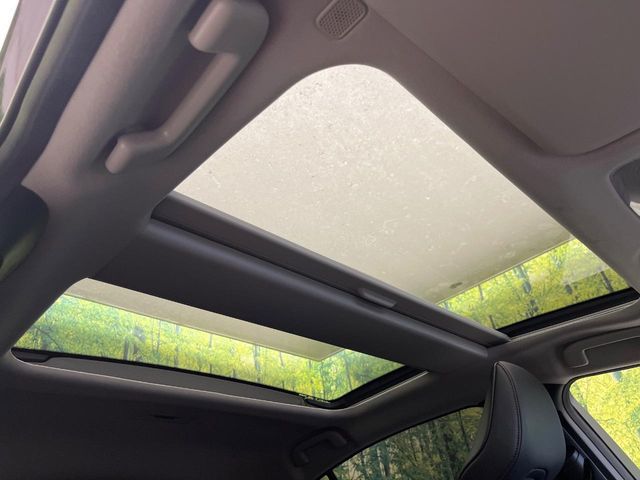 TOYOTA PRIUS PHV 2023