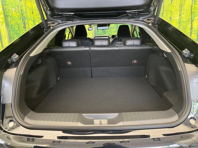 TOYOTA PRIUS PHV 2023