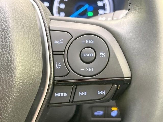 TOYOTA HARRIER HYBRID 2021