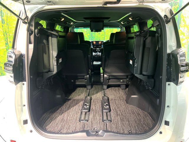 TOYOTA VELLFIRE 2020