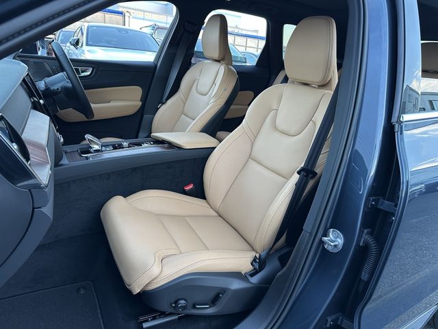 VOLVO VOLVO XC60 2025