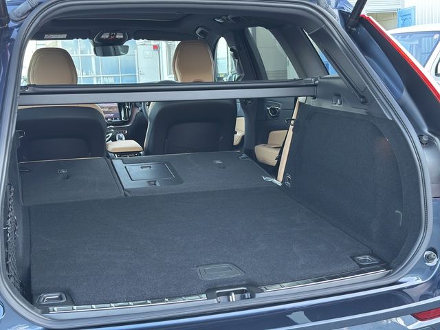 VOLVO VOLVO XC60 2025