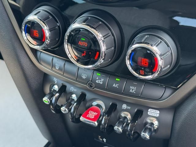 BMW MINI COOPER D CROSSOVER 2022