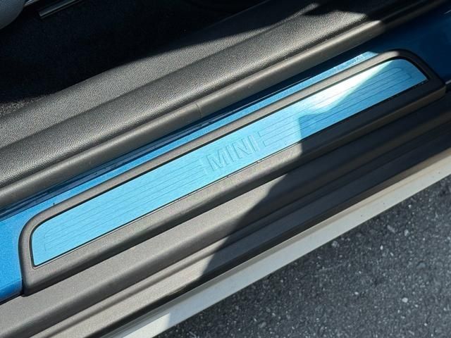 BMW MINI COOPER D CROSSOVER 2022