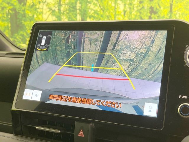 TOYOTA VOXY HYBRID 2023