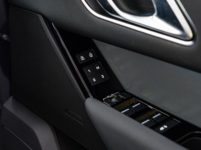 ROVER ROVER RANGE ROVER VELAR 2023