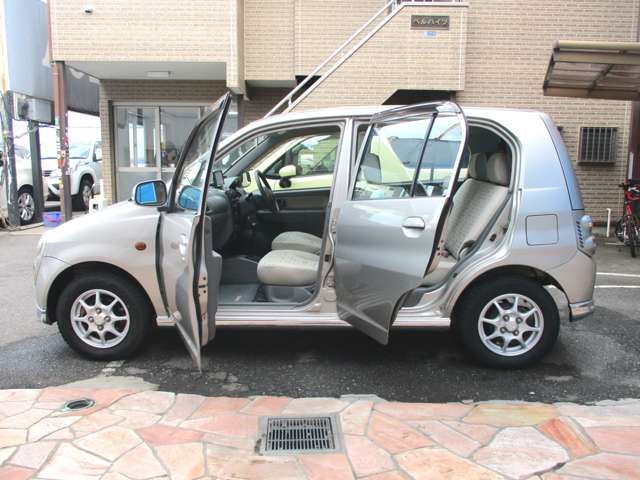 MITSUBISHI MINICA 2002