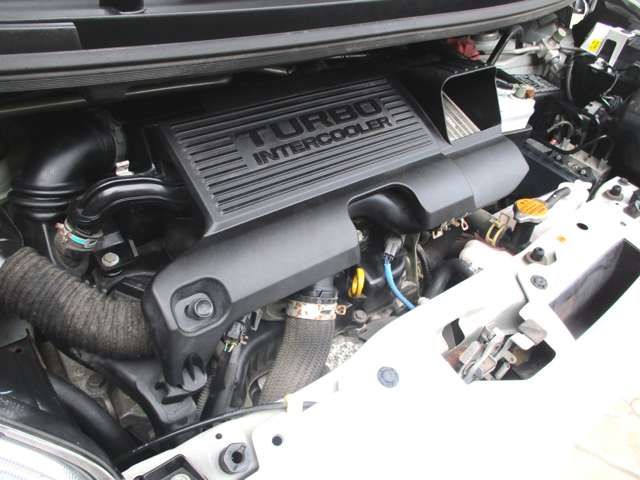 DAIHATSU MOVE CUSTOM 2012