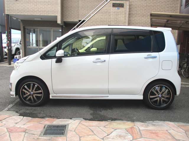 DAIHATSU MOVE CUSTOM 2012