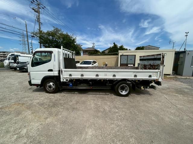 MITSUBISHI CANTER 2016