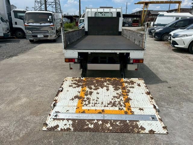 MITSUBISHI CANTER 2016