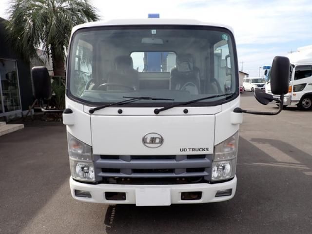 NISSAN DIESEL CONDOR 2012