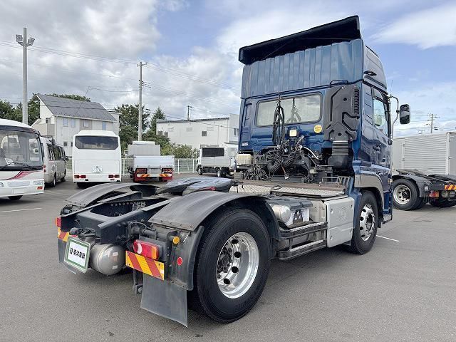 NISSAN DIESEL Quon 2019