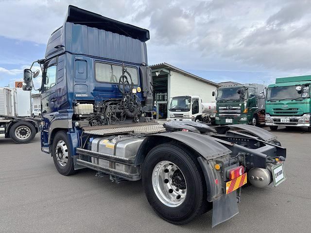 NISSAN DIESEL Quon 2019