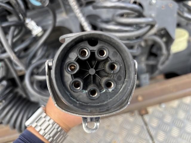 NISSAN DIESEL Quon 2019